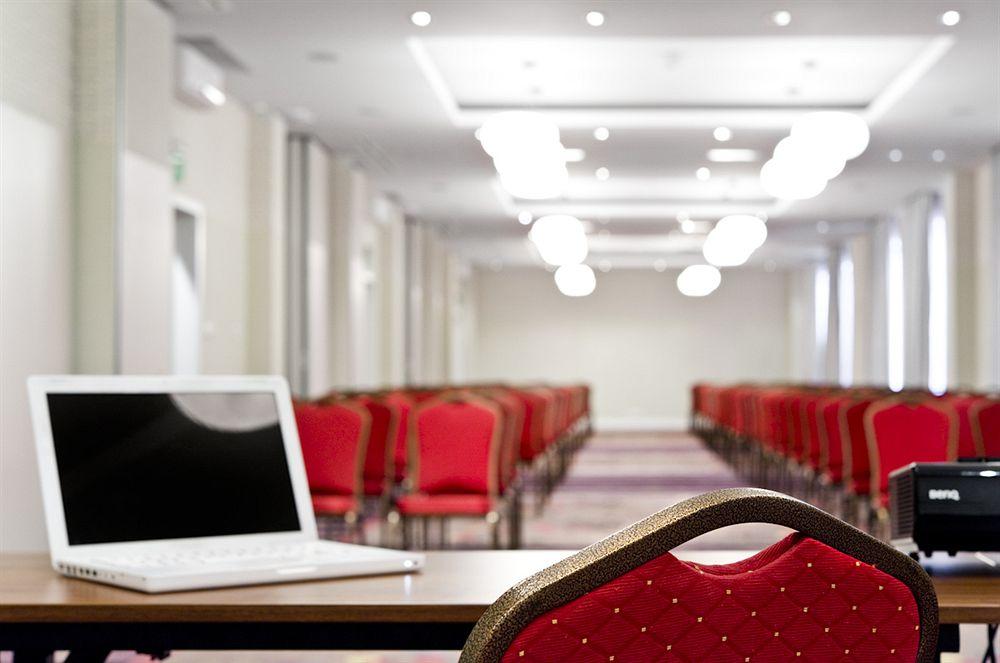 Hotel Lamberton Ołtarzew Eksteriør billede