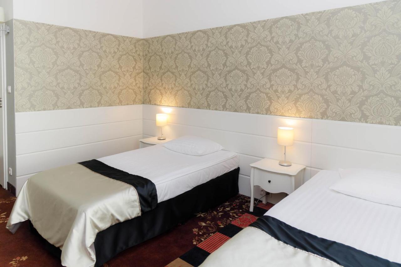 Hotel Lamberton Ołtarzew Eksteriør billede