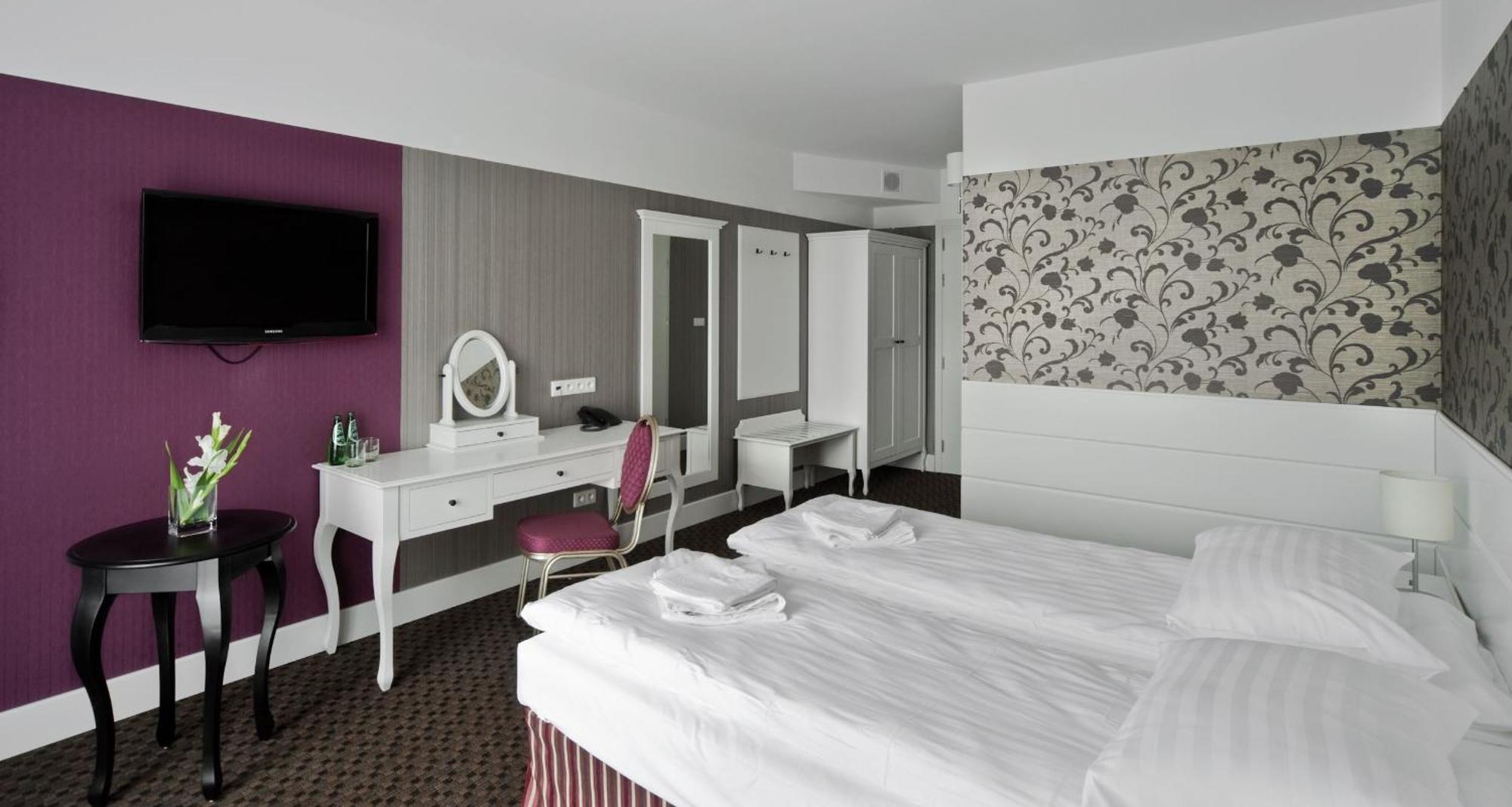 Hotel Lamberton Ołtarzew Eksteriør billede