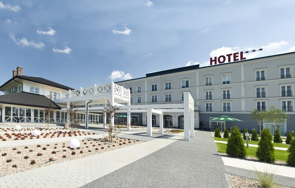 Hotel Lamberton Ołtarzew Eksteriør billede