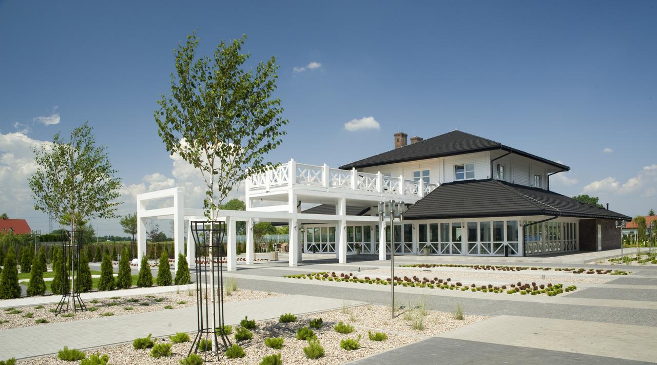 Hotel Lamberton Ołtarzew Eksteriør billede
