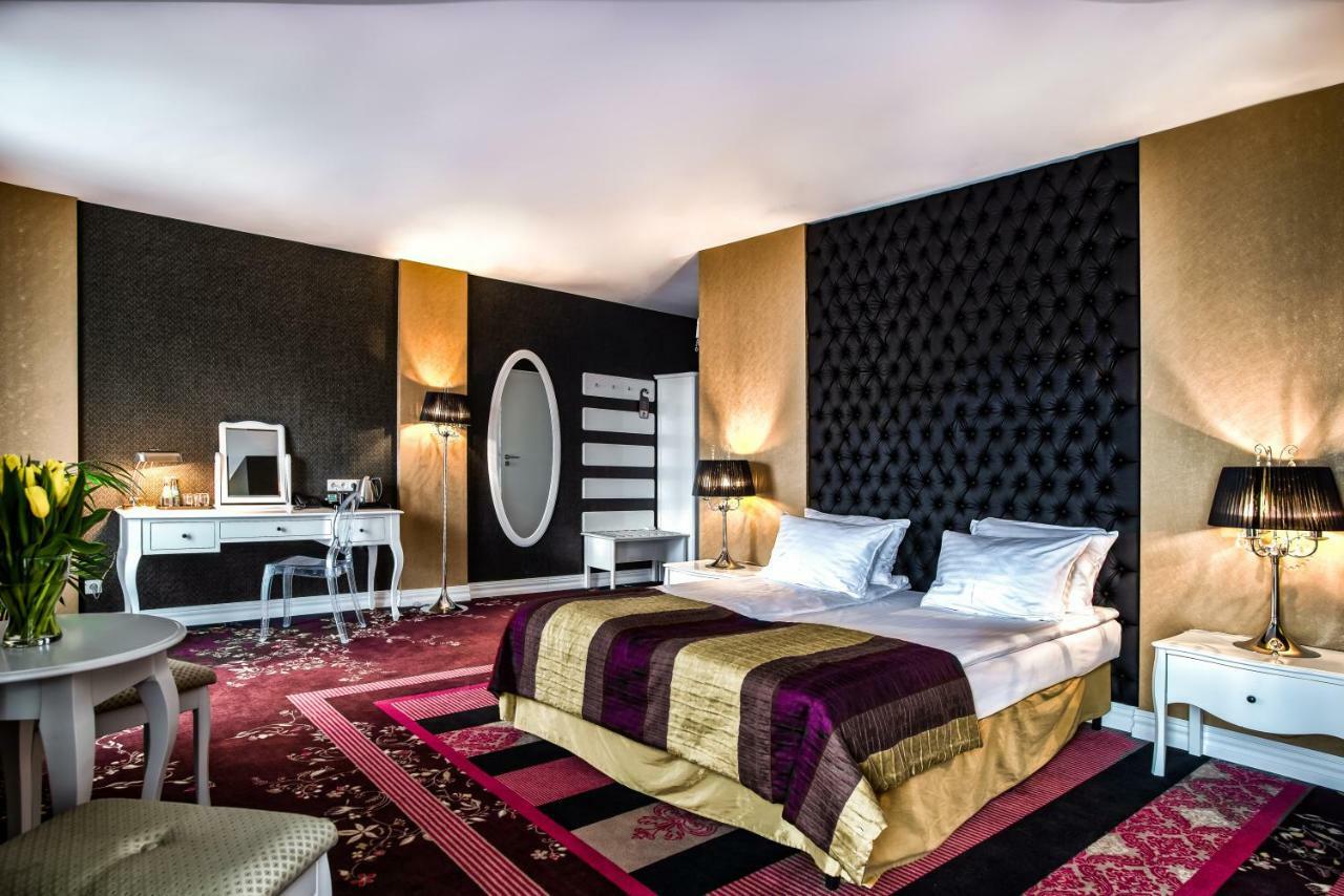 Hotel Lamberton Ołtarzew Eksteriør billede