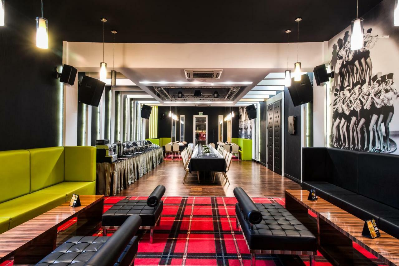 Hotel Lamberton Ołtarzew Eksteriør billede